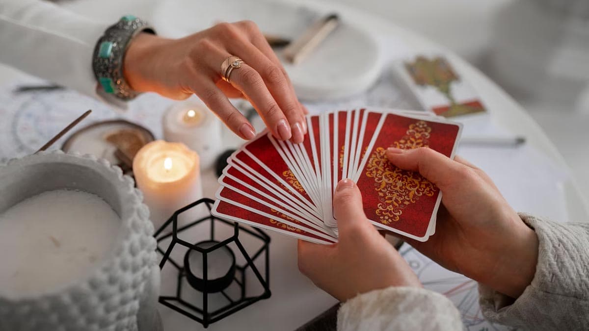 Insight With Sharan | Tarot Card Reading